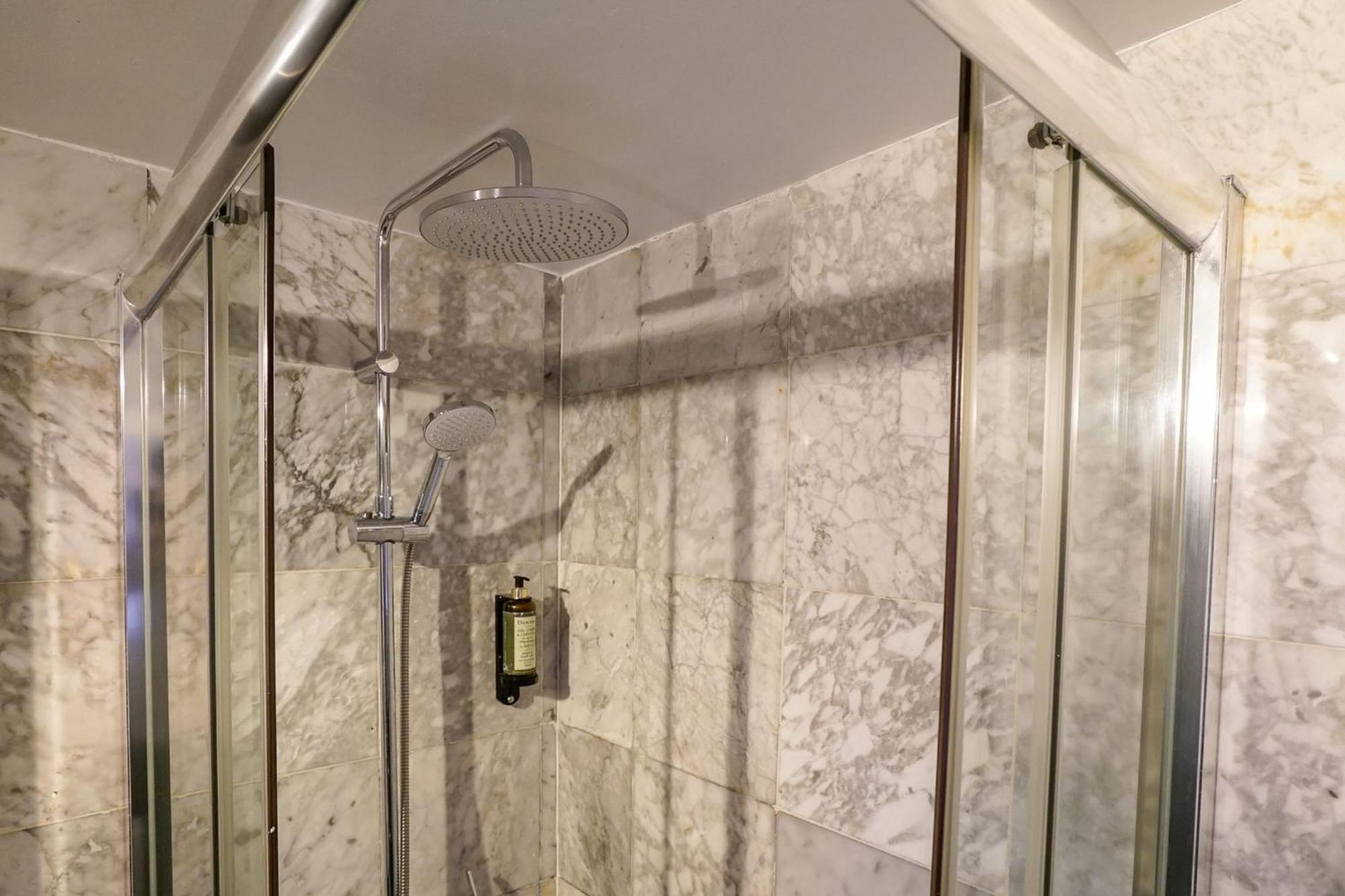ליסבון Cosmopolitan Chiado Apartment By Lovelystay מראה חיצוני תמונה